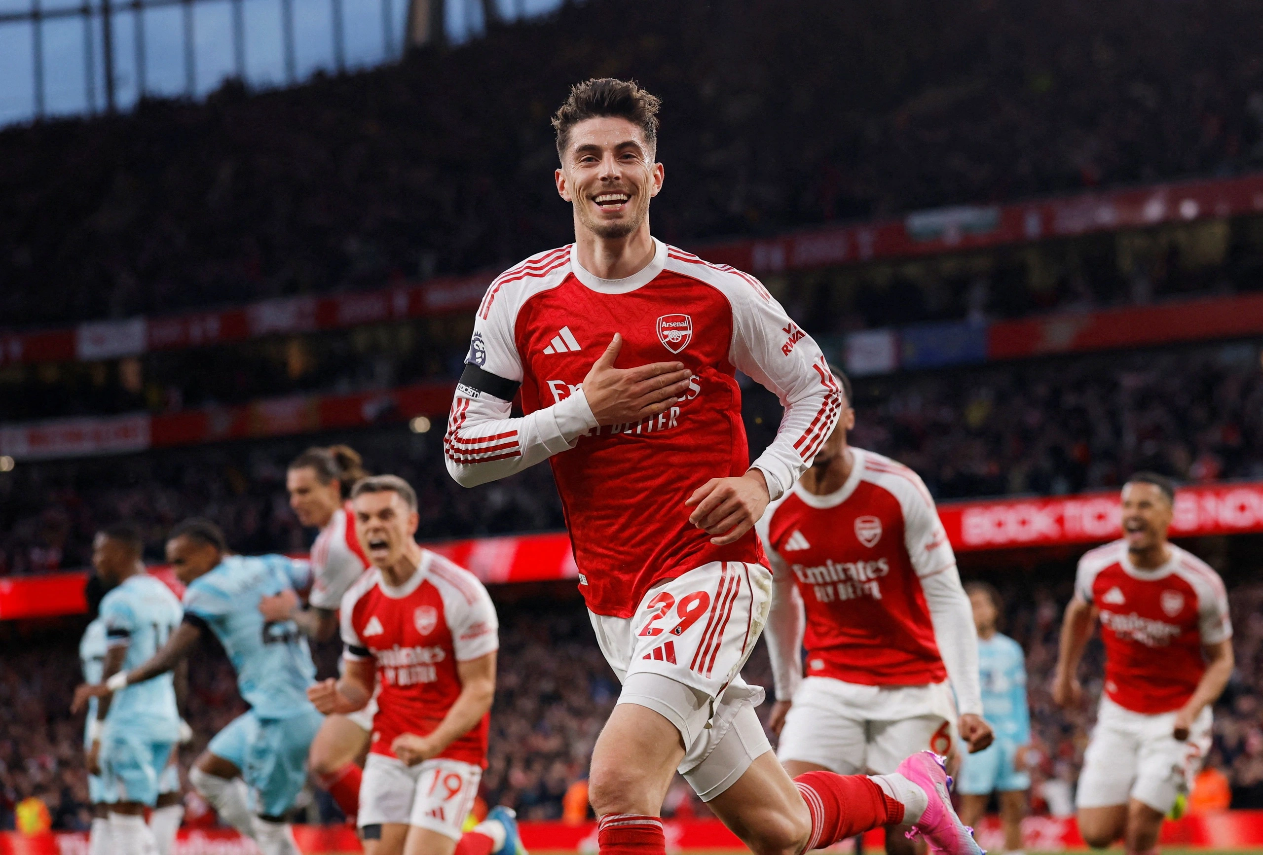Arsenal sẽ sớm lên ngồi vô địch